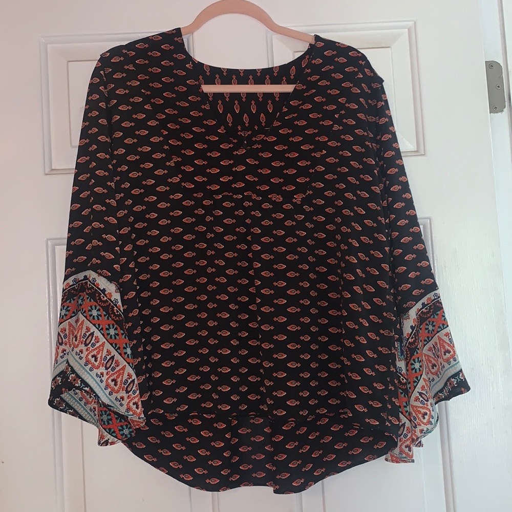 Flare sleeve work blouse